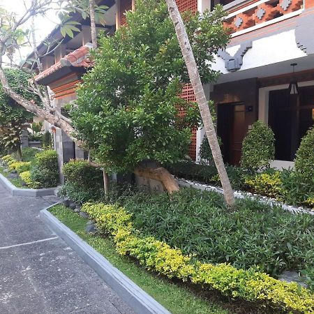 Dewa Bharata Bungalows Legian Dış mekan fotoğraf